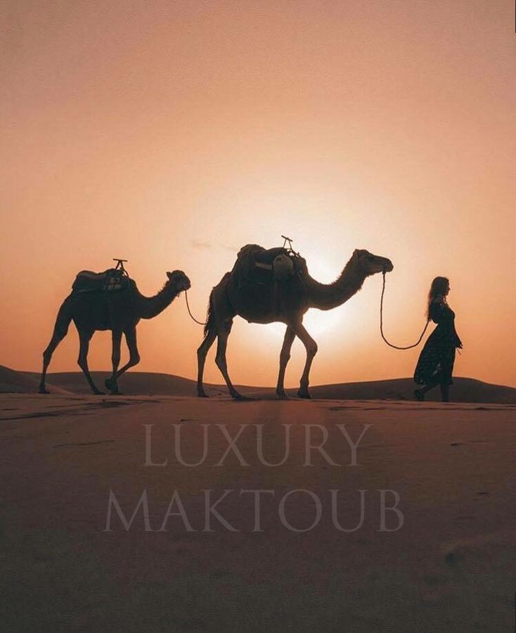 ホテル Luxury Maktoub メルズーガ エクステリア 写真